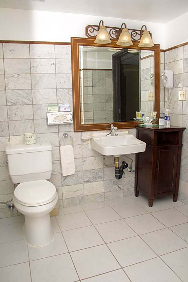 Chateau Big Bear Boutique Hotel, BW Signature Collection