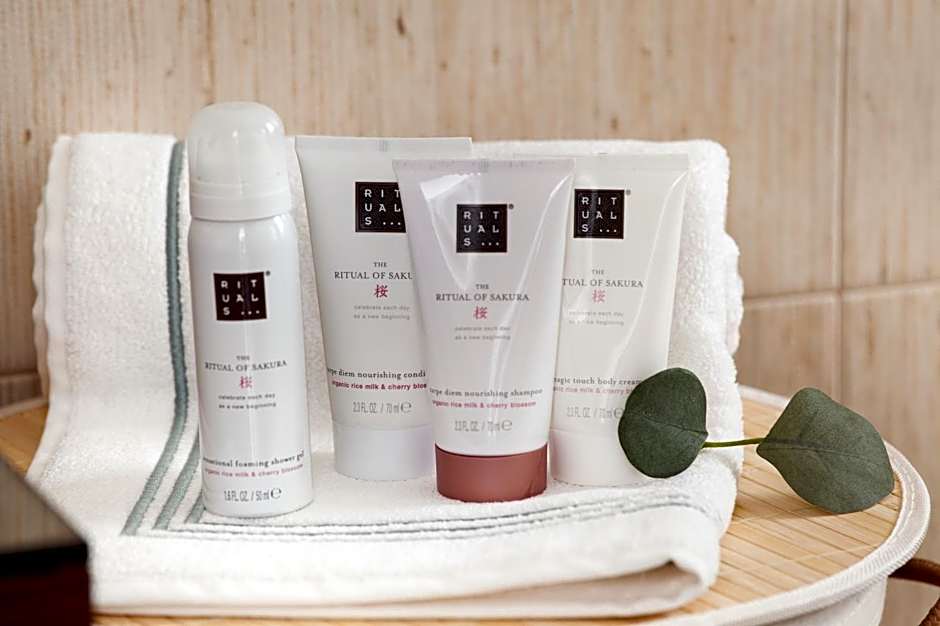 CALI Deluxe Holidays, Sesimbra