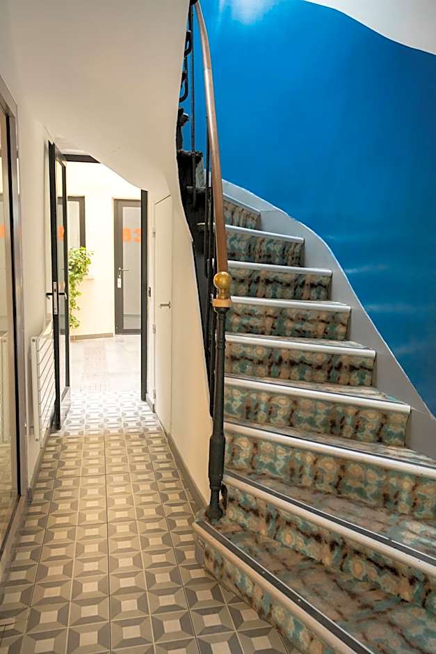 Hotel Du Mont Dore Batignolles