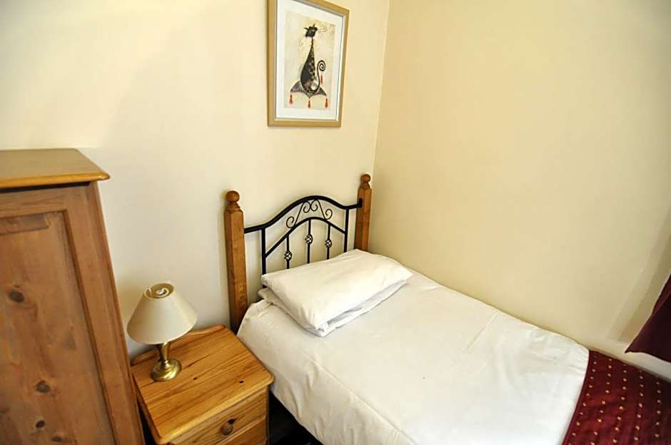 The Roundabout Hotel