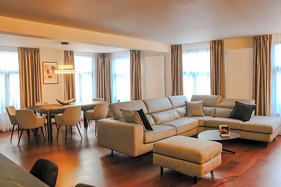 Botanique Suites AirBnB, Antwerp
