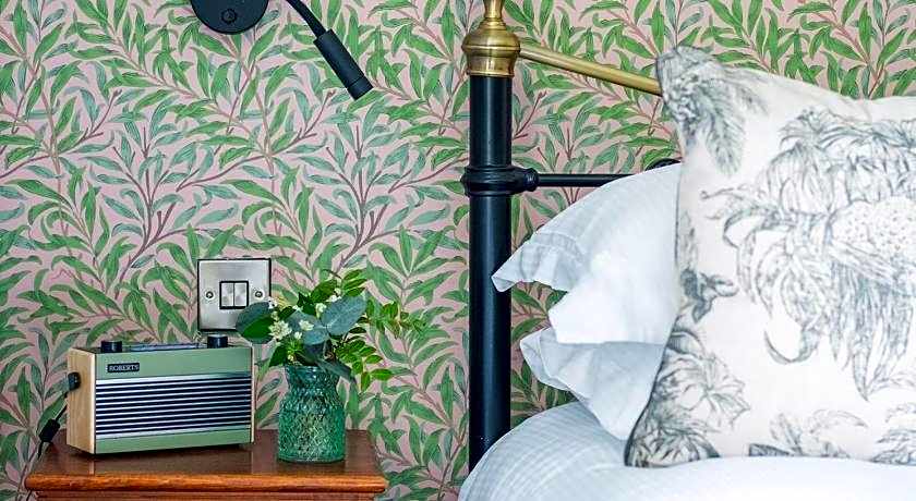 The Bell at Sapperton