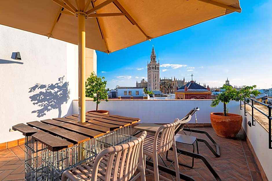 Joya del Casco Boutique Hotel by Shiadu