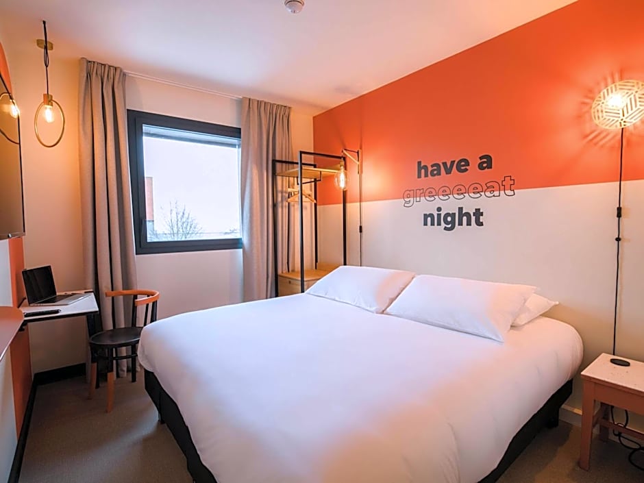 Greet Hotel Brest Aéroport