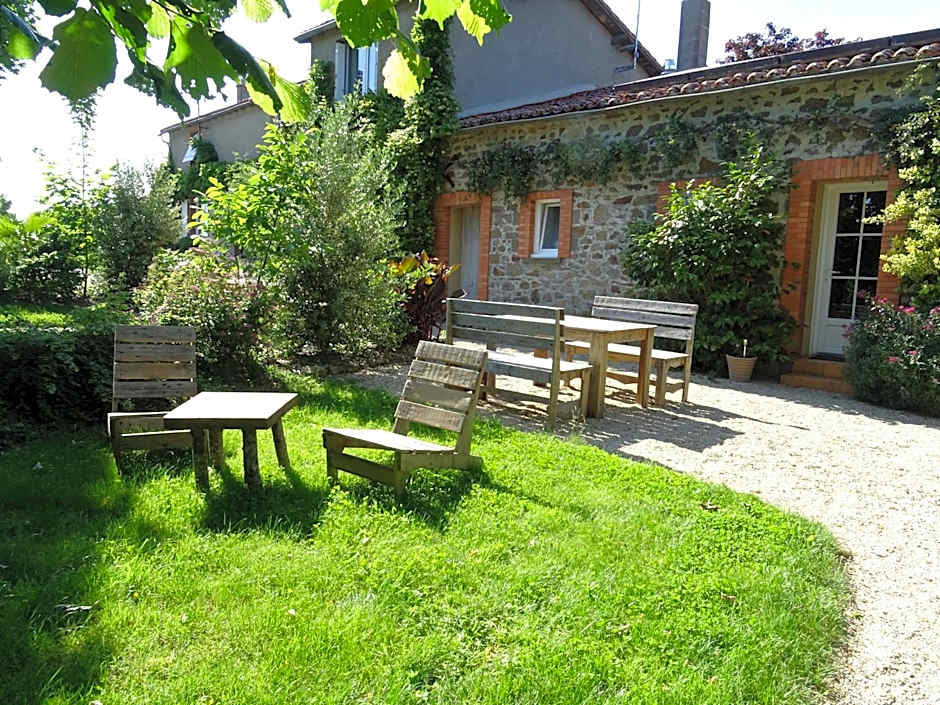 Terre et Eau La chambre d'hôtes du jardinier Sèvremont
