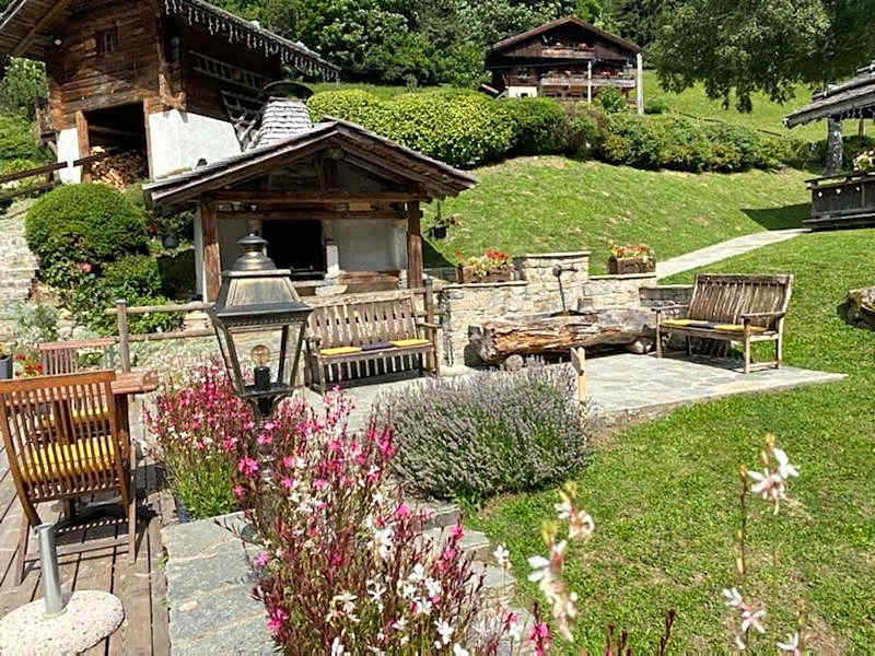 Les Chalets de la Serraz