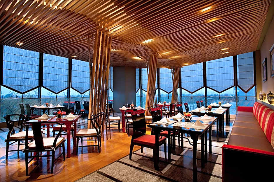 Worldhotel Grand Juna Hotel