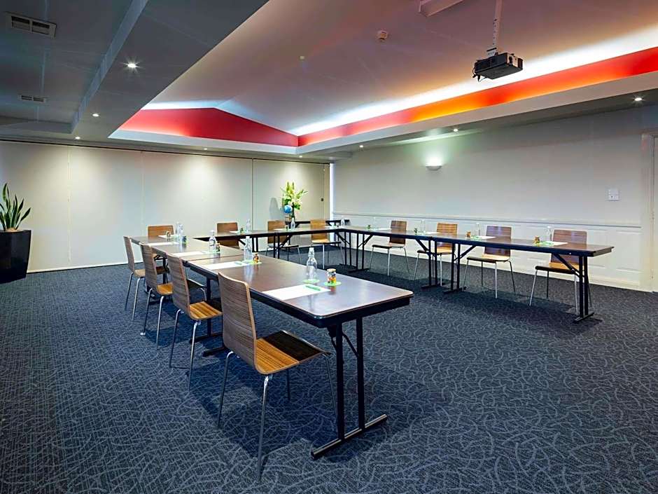 ibis Styles Canberra