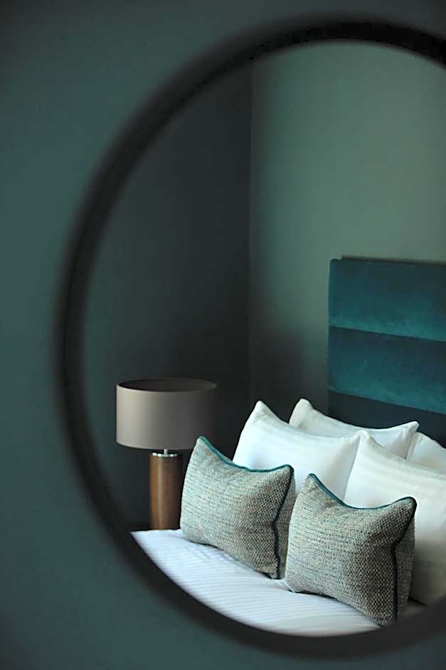 The Orchard Park Hotel