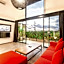Contemporary Loft 200m From Canggu Shoreline