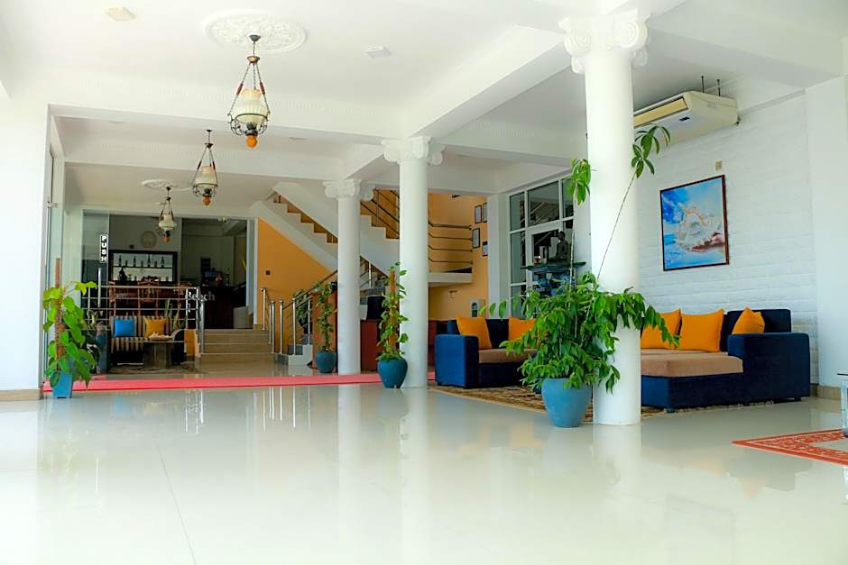 Queens Beach Hotel