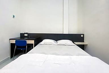 Wisma Al-Araf Syariah Mitra RedDoorz Palembang