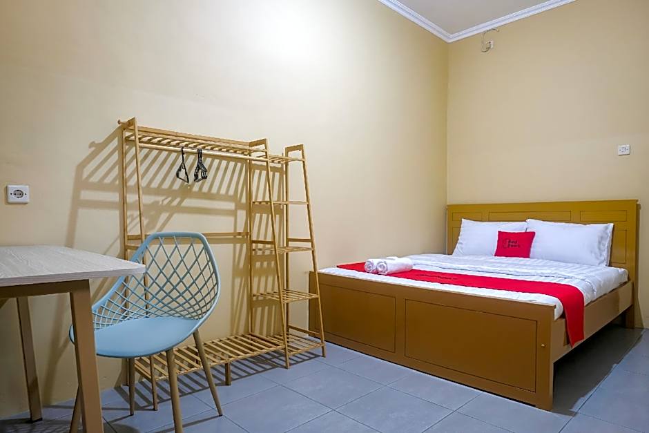 RedDoorz Syariah @ Omahe Qoema 3 Yogyakarta