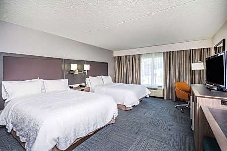 Queen Room with Two Queen Beds - Mobility Access/Non-Smoking