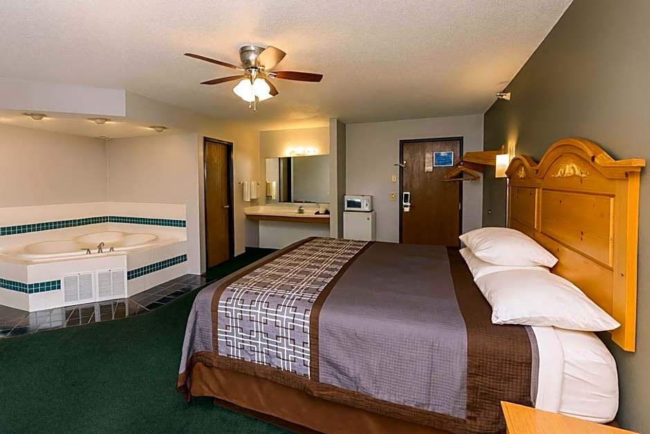 Royal Inn & Suites Milaca