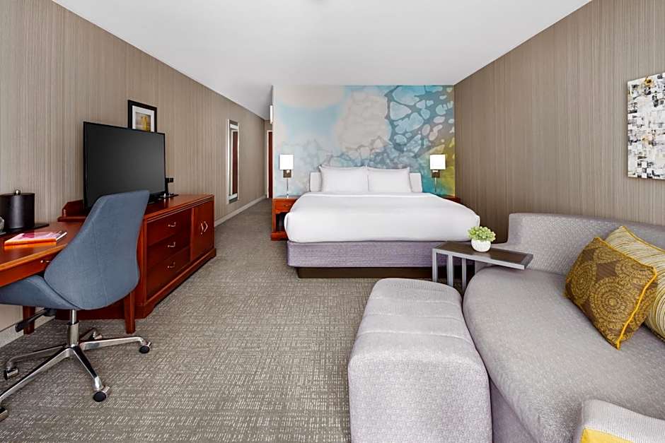Courtyard by Marriott Roseville Galleria Mall/Creekside Ridge Drive