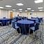Holiday Inn Express Hotel & Suites Center Township By IHG