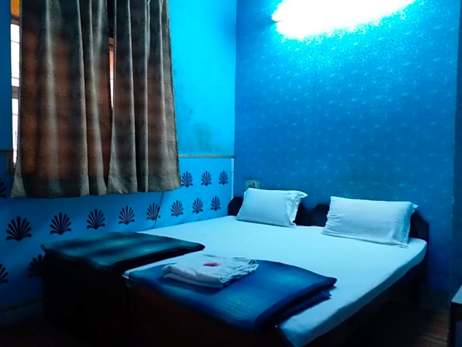Hotel Raj Bed & Breakfast