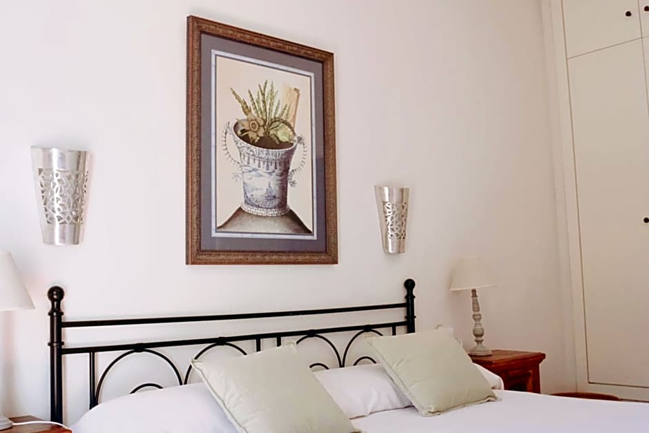 Hotel Madreselva - Grupo Califa