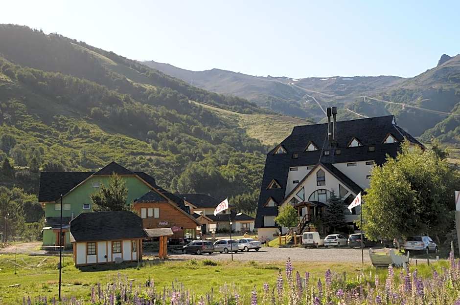 Village Catedral Hotel & Spa