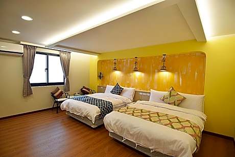 Comfort Quadruple Room with Hot Spring