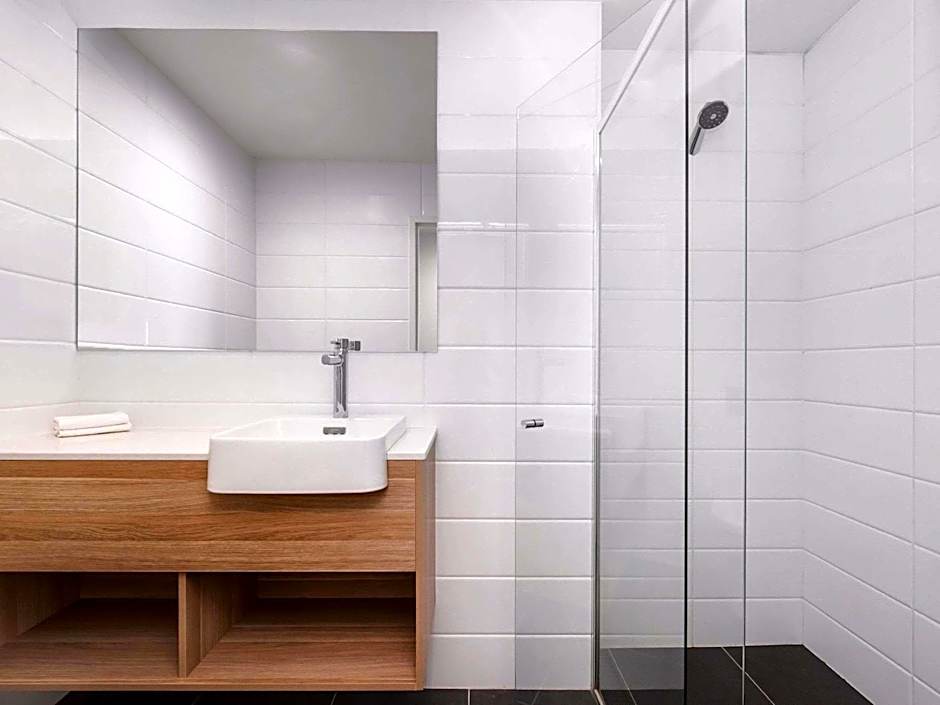 Mantra MacArthur Hotel