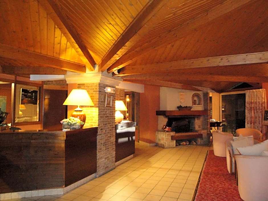 Fasthôtel Pont-Audemer -LE DRAKKAR -un hôtel FH Confort