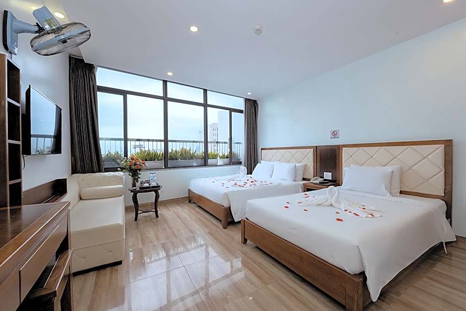 Hotel DaNa Sailing