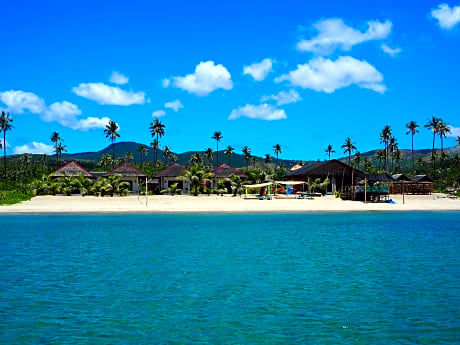 Footprints beach resort