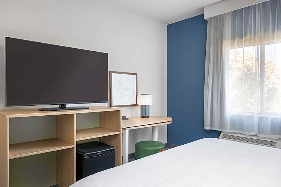 Spark by Hilton Dumas