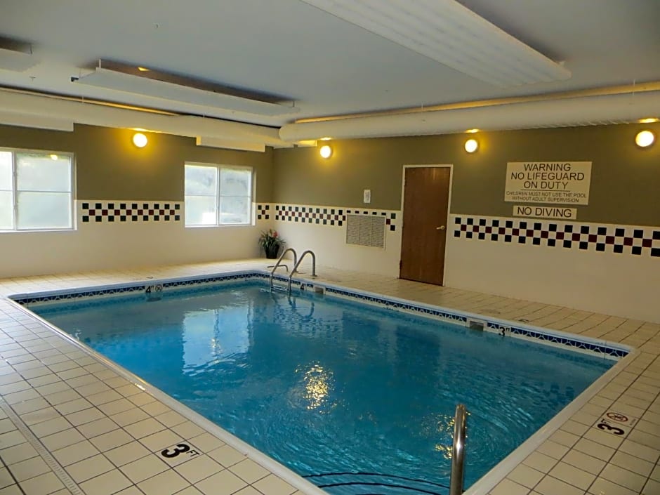 Country Inn & Suites by Radisson, Gurnee, IL
