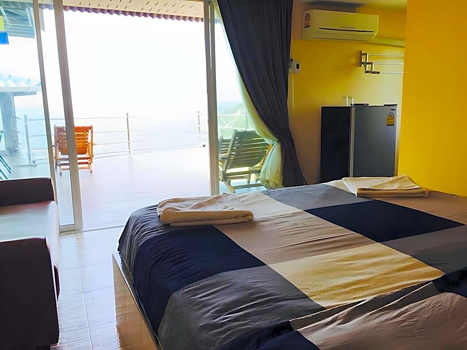 Yellow House Koh Sichang