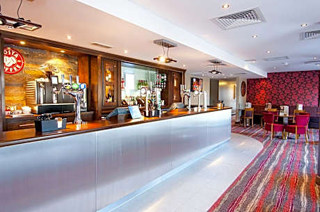 Premier Inn London Gatwick Airport - Manor Royal