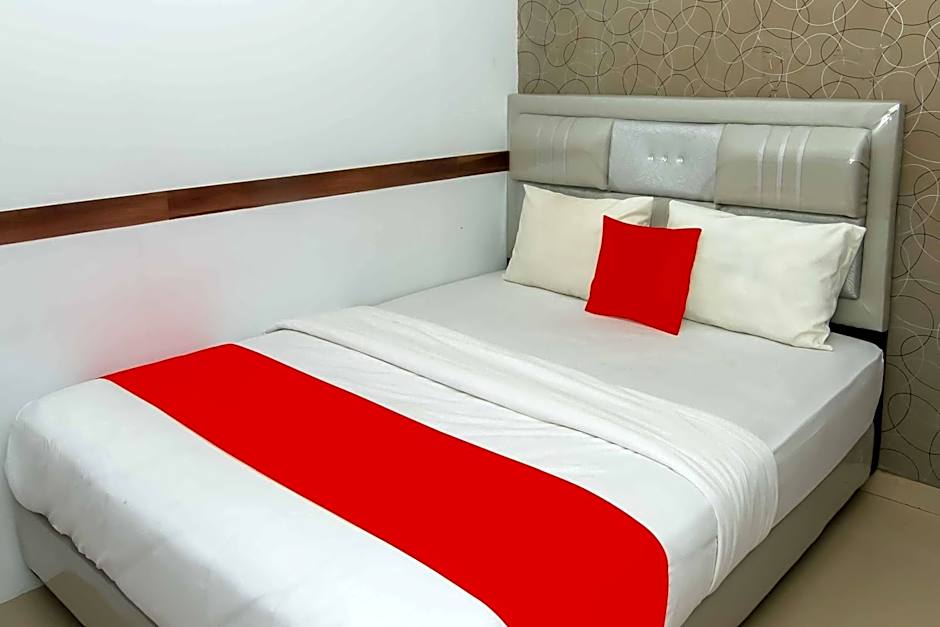 Zazadior Residence Syariah near Pantai Padang Mitra RedDoorz