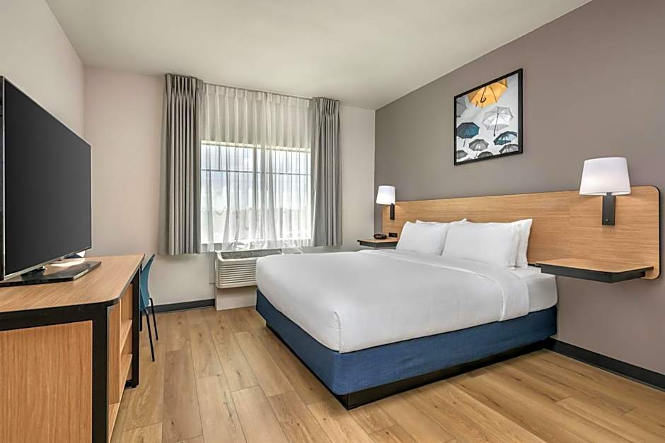 City Express by Marriott Spring