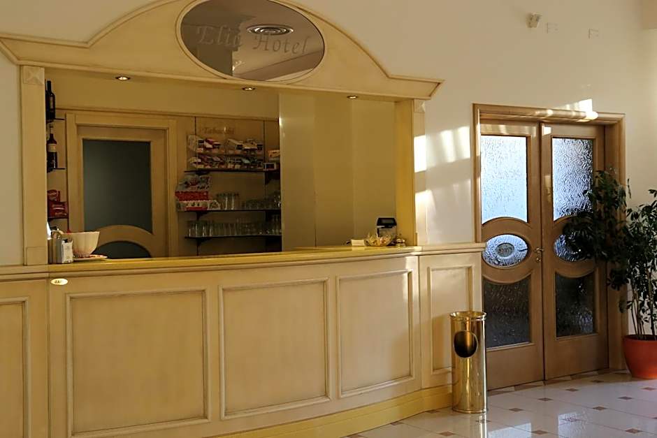 Elia Hotel
