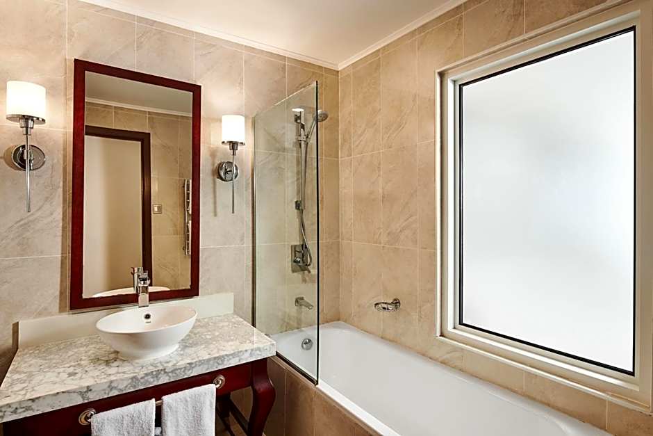 Sheraton Samoa Aggie Grey's Hotel & Bungalows