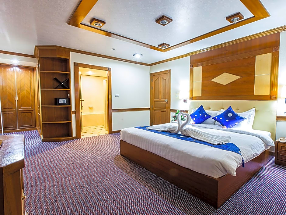 OYO 796 Paradise Sukhumvit Hotel