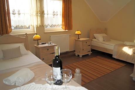 Double or Twin Room with Bathroom