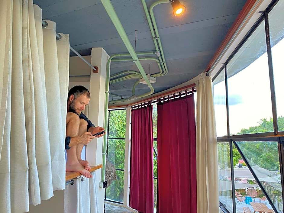 Elmar Hostel