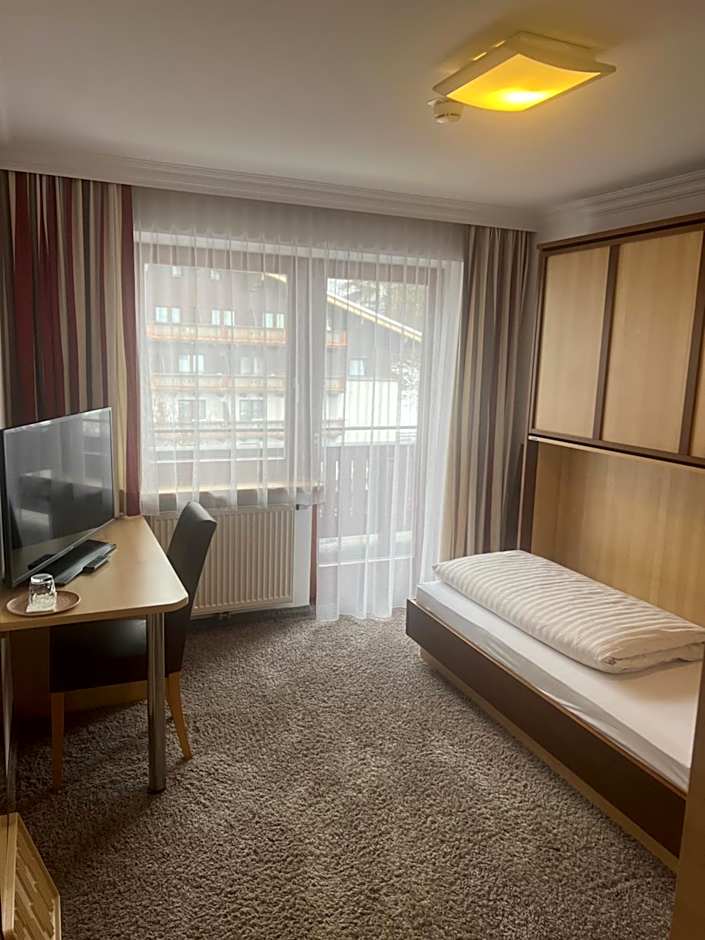 Hotel Sommerer - nur 100m zum Skilift & Jokercard