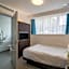 Pelican London Hotel And Residence