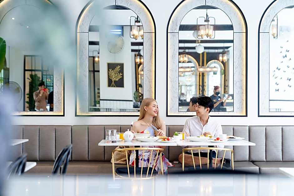 Ratri Hotel Phuket Old Town