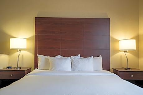 King Suite with Spa Bath