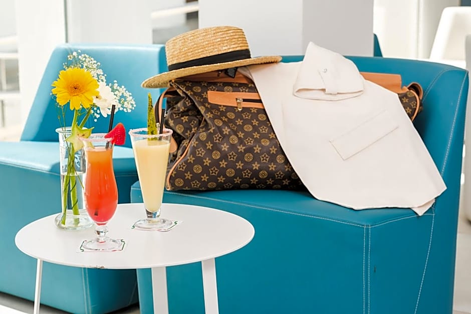 Welikehotel Triton Beach