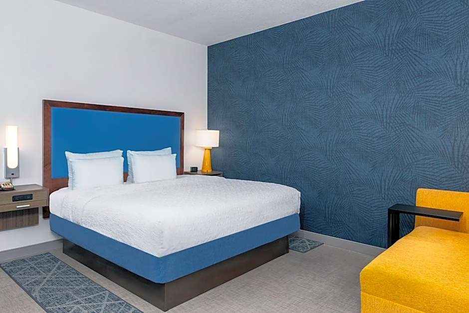 Hampton Inn By Hilton and Suites Clearwater Beach