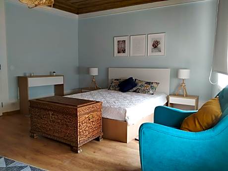 Quadruple Room with Private Bathroom