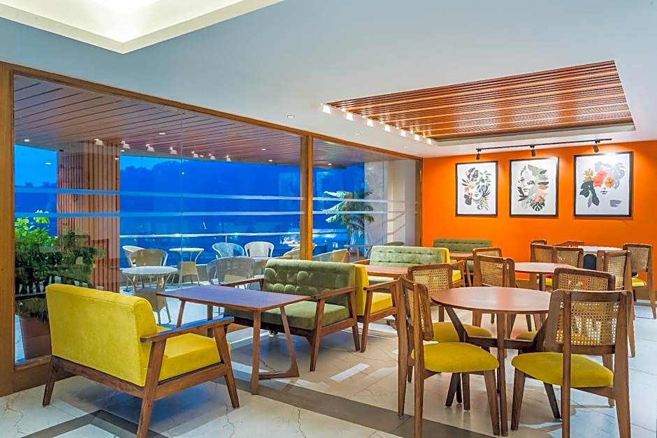 Tripli Hotels M & Resort