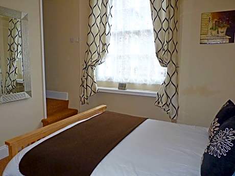 Junior Suite with Garden View