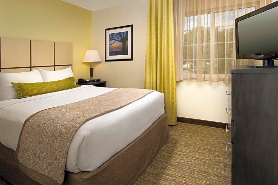 Candlewood Suites Richmond - South by IHG